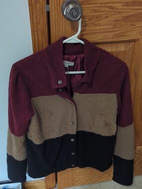 Andree Colorblock Teddy Jacket in Burgundy, Tan & Black